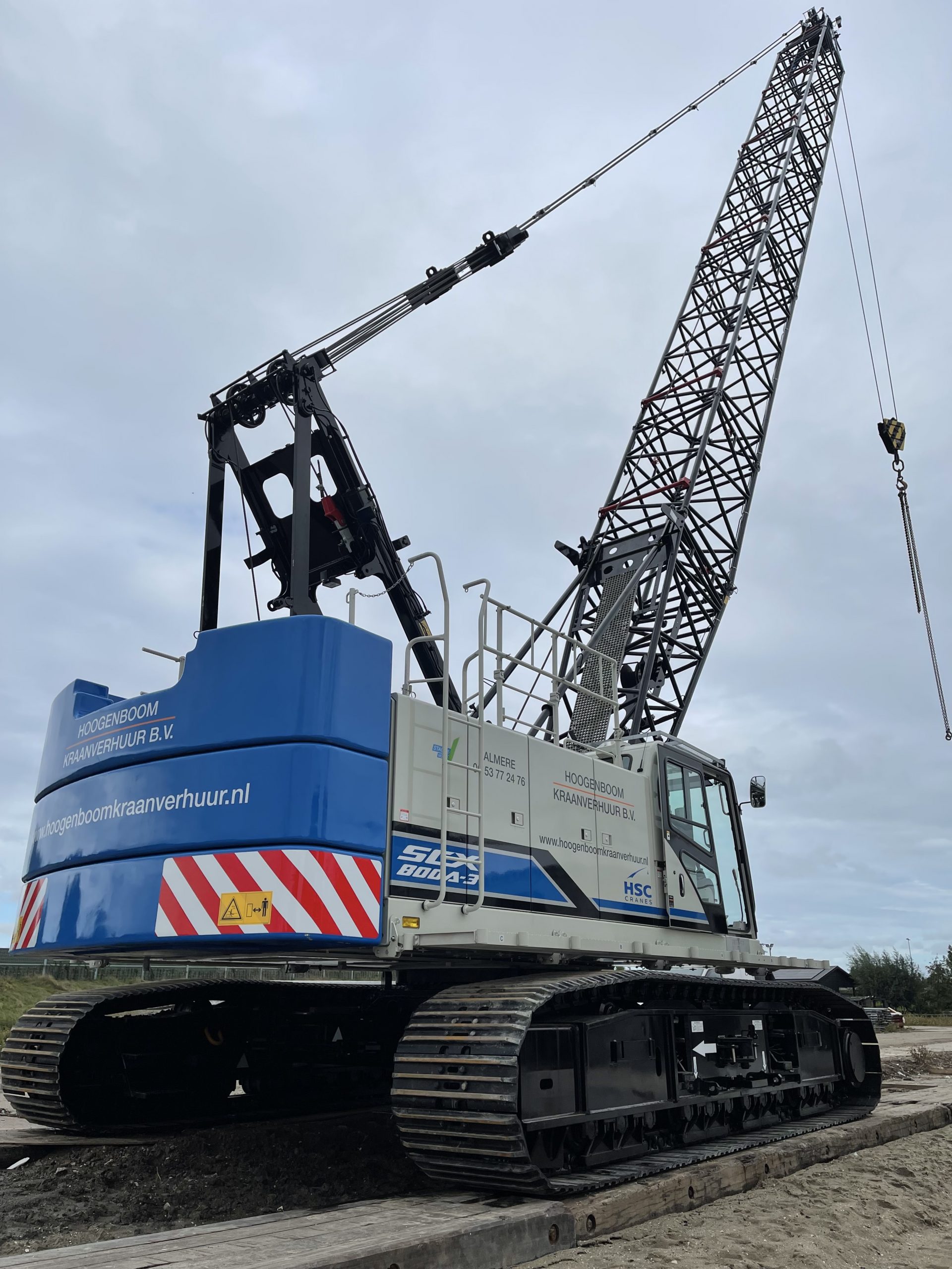 Blauwe Hoogenboom rupskraan